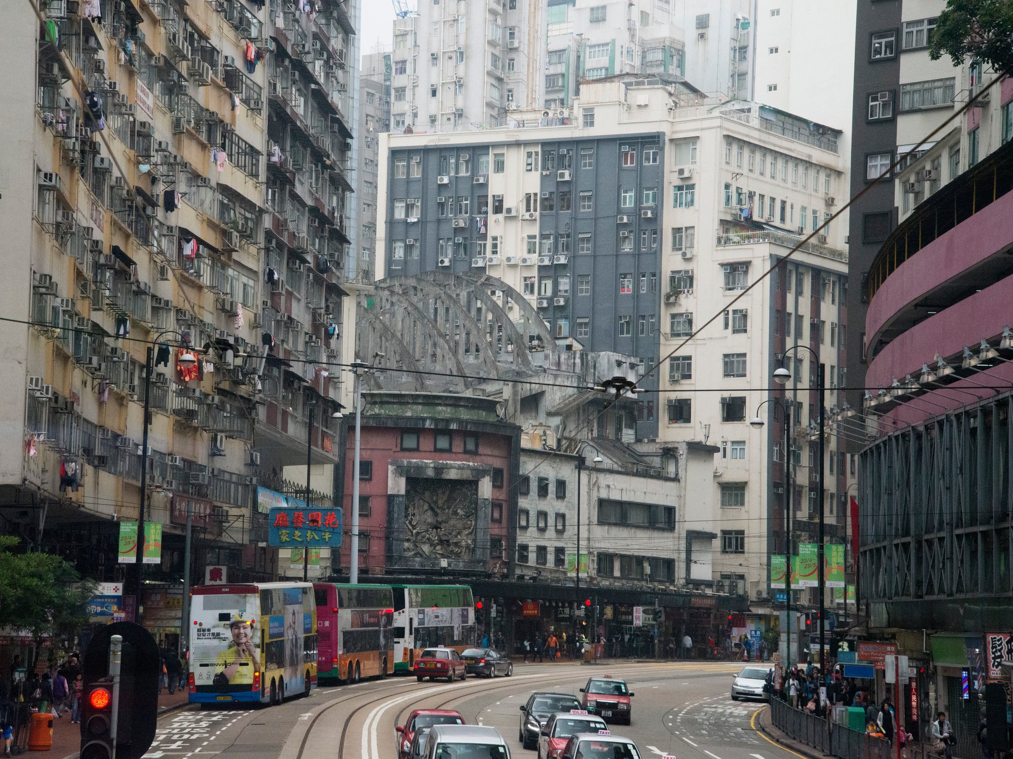 香港